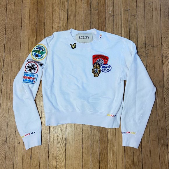 Riley Sweatshrit - Picture 1 of 6